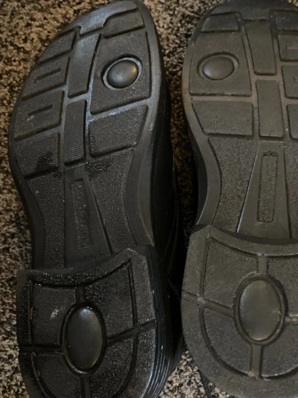 Black dress shoes
